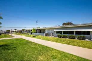 1562 Golden Rain Road #44D M2, Seal Beach, CA 90740 - Photo 6