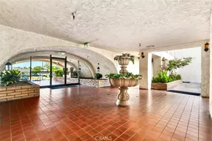 12300 Montecito Rd, Seal Beach, CA 90740 - Photo 36