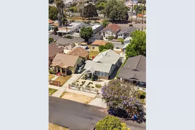 1849 W 38th Street, Los Angeles, CA 90062 - Photo 32
