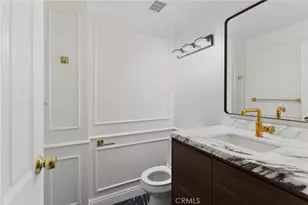 1131 Alta Loma, West Hollywood, CA 90069 - Photo 8