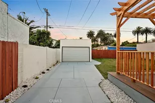 2115 S Redondo, Los Angeles, CA 90016 - Photo 40
