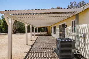 18570 Halter Ln, Riverside, CA 92504 - Photo 36