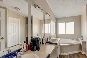 19032 Bonanza Trail, Helendale, CA 92342 - Photo 14
