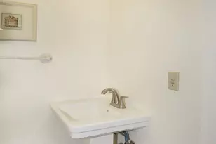 8032 Rose, Paramount, CA 90723 - Photo 10