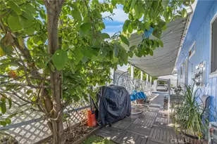 122 S Colombo Ln, Tustin, CA 92780 - Photo 26