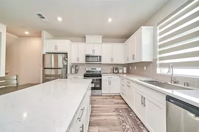 163 Dove Landing, Covina, CA 91722 - Photo 6