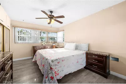 10502 S 8th Place, Inglewood, CA 90303 - Photo 26