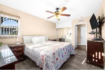 10502 S 8th Place, Inglewood, CA 90303 - Photo 28