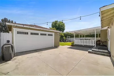 822 E Walnut Avenue, Orange, CA 92867 - Photo 22