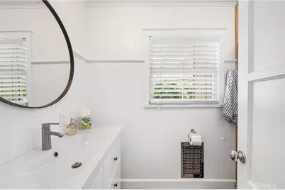 822 E Walnut Avenue, Orange, CA 92867 - Photo 10