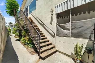 1227 E 1st Street #2C, Long Beach, CA 90802 - Photo 18