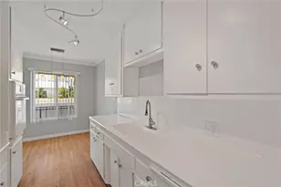 1227 E 1st St, Long Beach, CA 90802 - Photo 10
