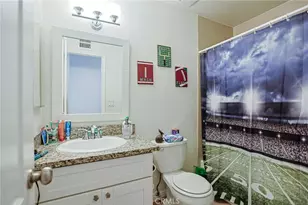 17882 Baron Cir, Huntington Beach, CA 92647 - Photo 22