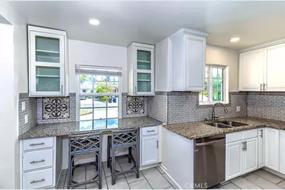 14515 Cartela, La Mirada, CA 90638 - Photo 4