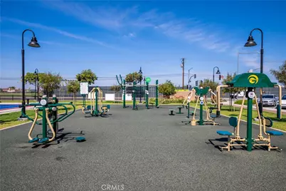 4237 Larwin, Cypress, CA 90630 - Photo 46