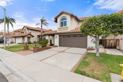 10 Paulownia, Rancho Santa Margarita, CA 92688 - Photo 2
