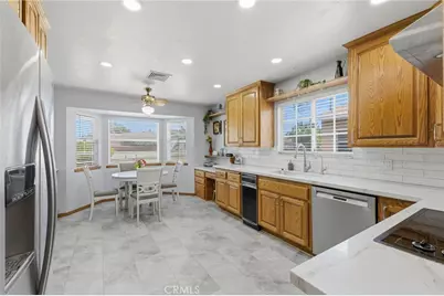 10140 Lindale, Bellflower, CA 90706 - Photo 22