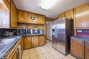 123 E 65th St, Los Angeles, CA 90003 - Photo 14