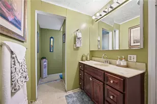 123 E 65th St, Los Angeles, CA 90003 - Photo 18