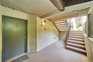 950 N Kings Road, West Hollywood, CA 90069 - Photo 24