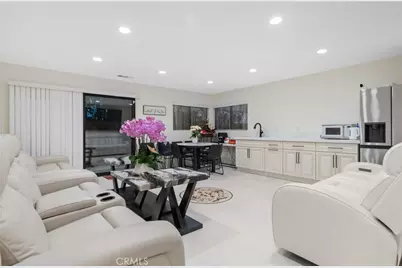 16572 Carousel, Huntington Beach, CA 92649 - Photo 40