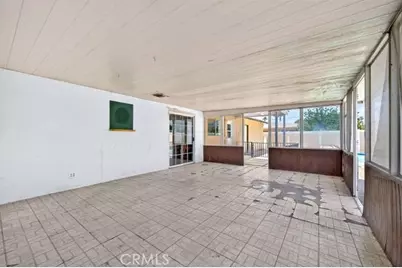 8777 Glencoe Drive, Riverside, CA 92503 - Photo 38