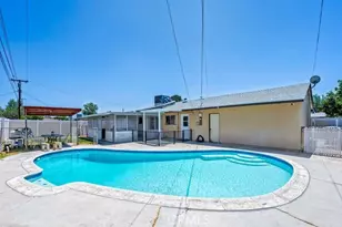 8777 Glencoe Dr, Riverside, CA 92503 - Photo 42