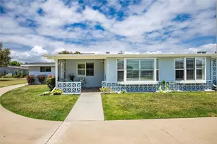 13721 Alderwood Ln, Seal Beach, CA 90740 - Photo 4