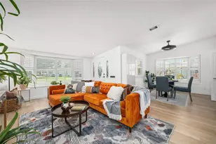 13721 Alderwood Ln, Seal Beach, CA 90740 - Photo 12
