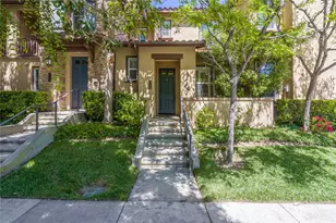 127 Jadestone, Irvine, CA 92603 - Photo 2