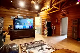 220 W Country Club, Big Bear City, CA 92314 - Photo 4