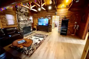 220 W Country Club, Big Bear City, CA 92314 - Photo 2