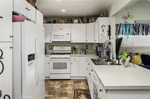 915 E La Veta Ave, Orange, CA 92866 - Photo 10