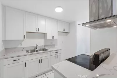 1646 Iowa #C, Costa Mesa, CA 92626 - Photo 6