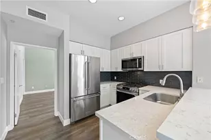 445 Island Ave, San Diego, CA 92101 - Photo 8