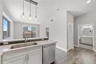 445 Island Ave, San Diego, CA 92101 - Photo 10