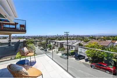 2076 Stanley Avenue, Signal Hill, CA 90755 - Photo 6