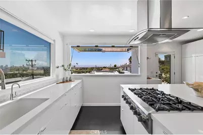 2076 Stanley Avenue, Signal Hill, CA 90755 - Photo 16