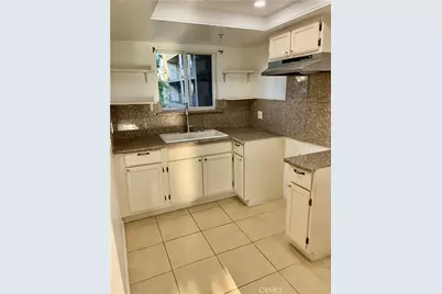 707 W 4th #7, Long Beach, CA 90802 - Photo 4