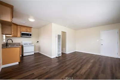 754 E 84th Place, Los Angeles, CA 90001 - Photo 30