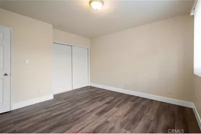 754 E 84th Place, Los Angeles, CA 90001 - Photo 26