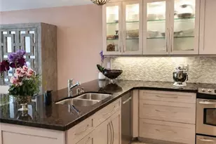 6231 Marina Pacifica Dr, Long Beach, CA 90803 - Photo 4