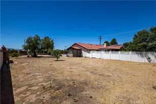 20086 Yucca Loma, Apple Valley, CA 92307 - Photo 6