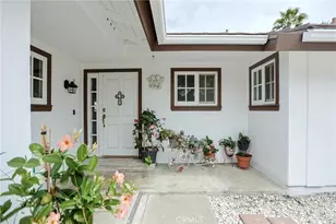 25532 Charlemagne, Laguna Hills, CA 92653 - Photo 2