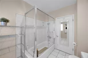 955 E 2nd, Long Beach, CA 90802 - Photo 26