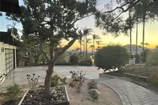450 S Via Vista Rd, Anaheim Hills, CA 92808 - Photo 2