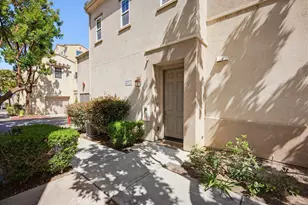 31173 Strawberry Tree Ln, Temecula, CA 92592 - Photo 4