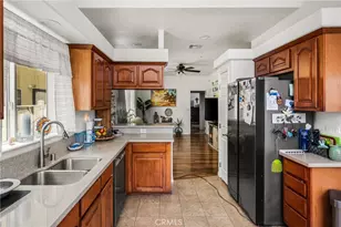14041 B, Huntington Beach, CA 92647 - Photo 12