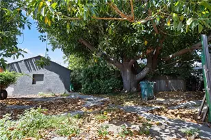 4302 W 106th, Inglewood, CA 90304 - Photo 8