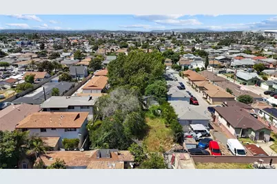 4302 W 106th, Inglewood, CA 90304 - Photo 22